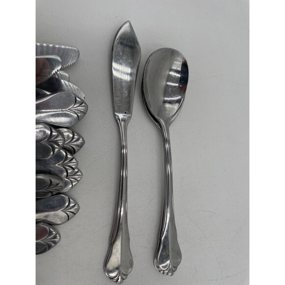 Vintage Revere Flatware Teaspoons Forks Knives Serving Utensils - Picture 5 of 9